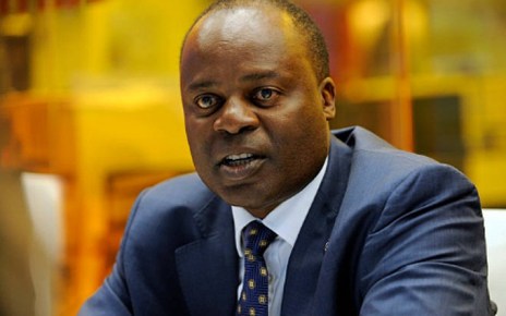 Bank of Uganda Deputy Governor Dr. Louis Kasekende has said that it’s not the role of a Central Bank or Bank of Uganda to bail out banks in insolvency but can bail out those that have liquidity challenges.