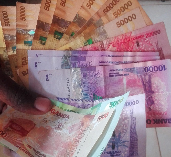 The Uganda Shilling eased against its foreign counterpart on Thursday as petite volumes in the forex market limited any movements in the currency duo.