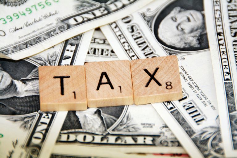 In rich countries, the average top rate of personal income tax fell from 62 percent in 1970 to 38 percent in 2013