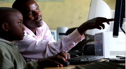 Women in Uganda use the internet far less than men according to a new survey from the World Wide Web Foundation which found that 27% of men in the country are online, compared with just 19% of women.