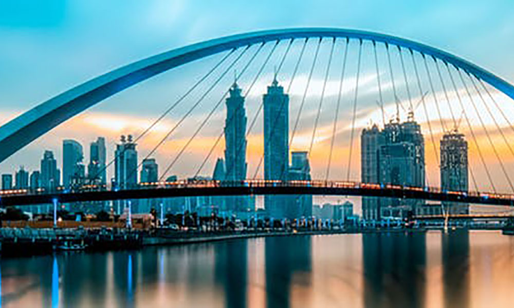 Enjoy a Complimentary Hotel Stay-Emirates