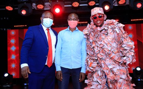 Airtel Rewards Over 800 Money Customers